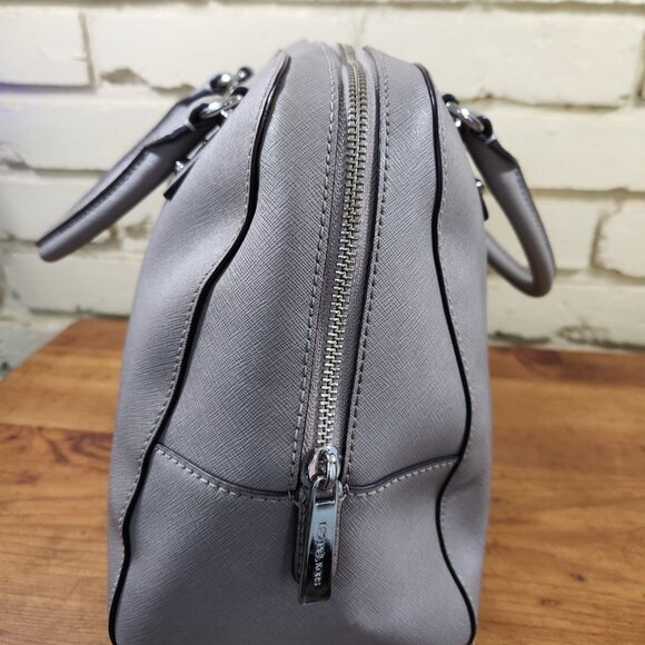 Michael Kors Light Gray Leather Handbag Purse - Picture 5 of 12